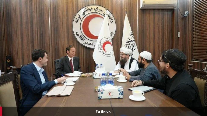 برېتانیا د افغاني سرې میاشتې سره د کډوالو راستنېدو او بشري مرستو په برخه کې همکاري کوي