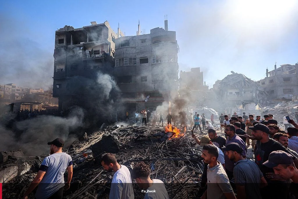 د غزې په لوېدیځ کې د اسراییلو هوايي برید ۱۱ فلسطینیان وژلي